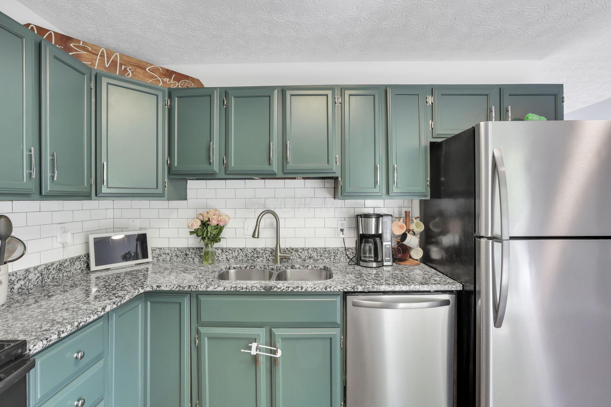230 Clover Court, Newark, Ohio image 15