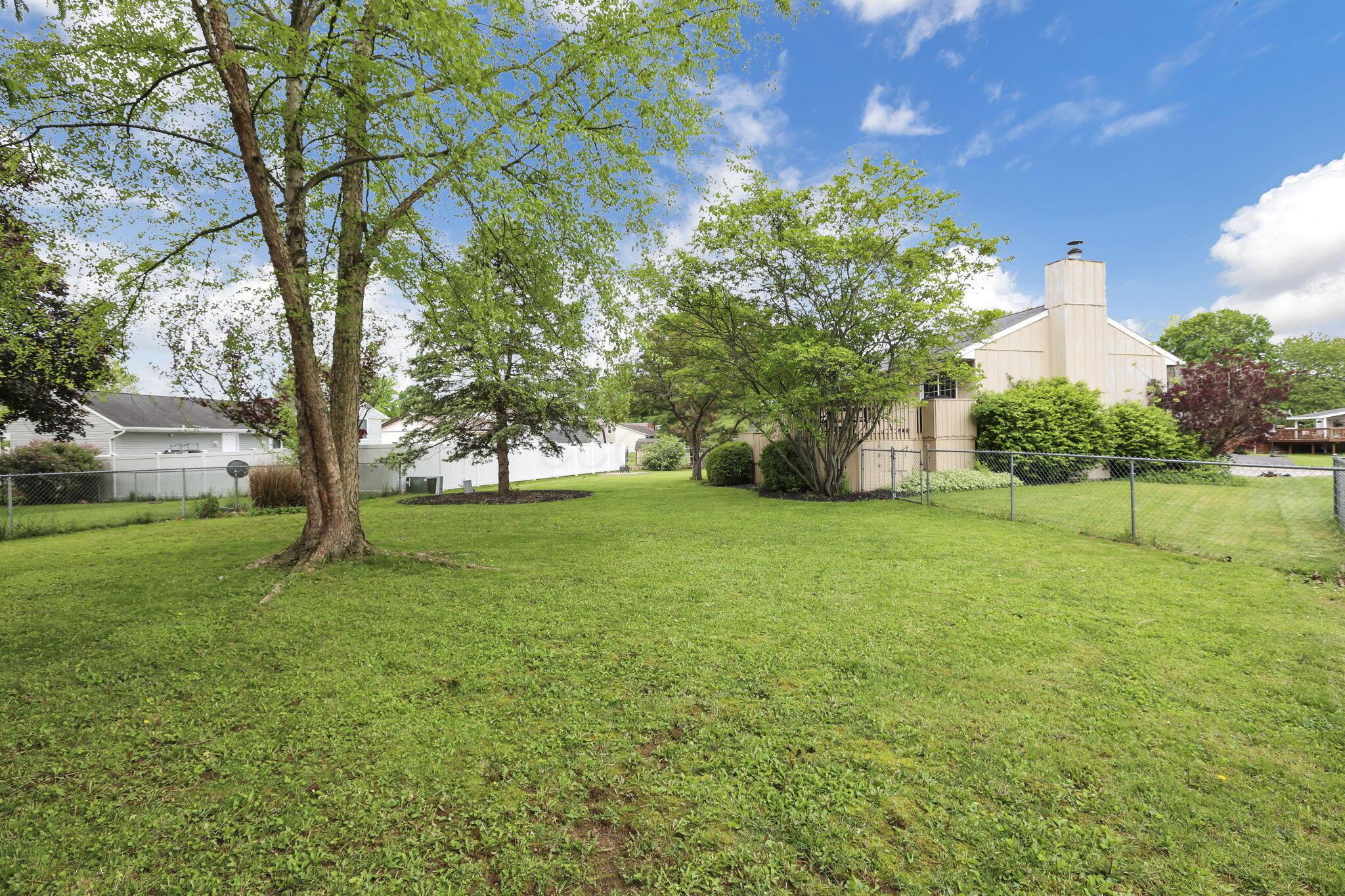 230 Clover Court, Newark, Ohio image 47