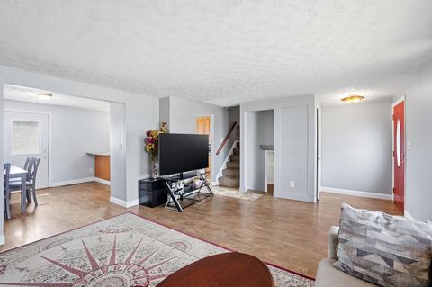 Photo of 8055 Eliot Drive, Reynoldsburg, OH 43068 (MLS # 226009274)