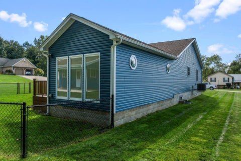 Tiny photo for 100 Tanglewood Drive, Hillsboro, OH 45133 (MLS # 226032967)