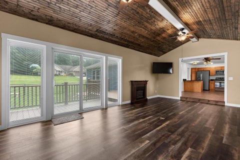 Tiny photo for 100 Tanglewood Drive, Hillsboro, OH 45133 (MLS # 226032967)