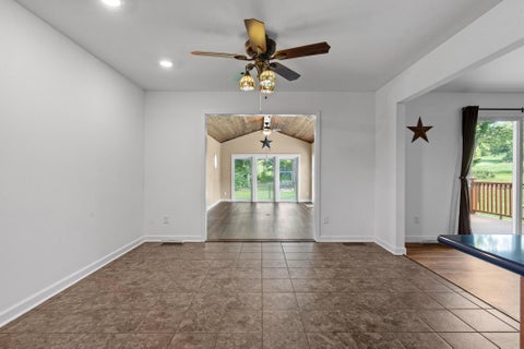 Tiny photo for 100 Tanglewood Drive, Hillsboro, OH 45133 (MLS # 226032967)