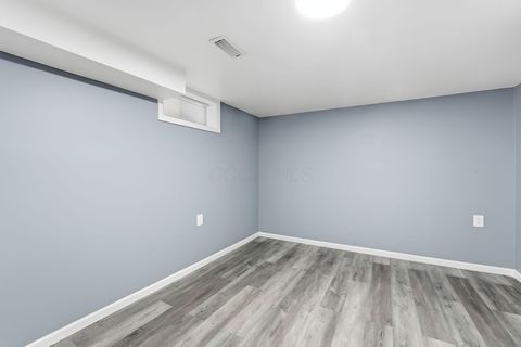 Tiny photo for 1533 E 26th Avenue, Columbus, OH 43211 (MLS # 226002704)