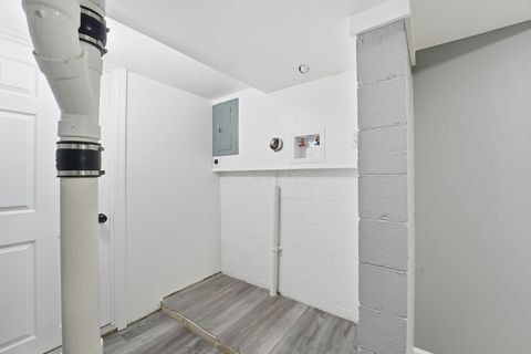 Tiny photo for 1533 E 26th Avenue, Columbus, OH 43211 (MLS # 226002704)