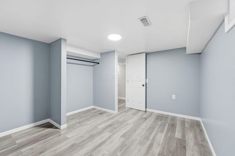 Tiny photo for 1533 E 26th Avenue, Columbus, OH 43211 (MLS # 226002704)