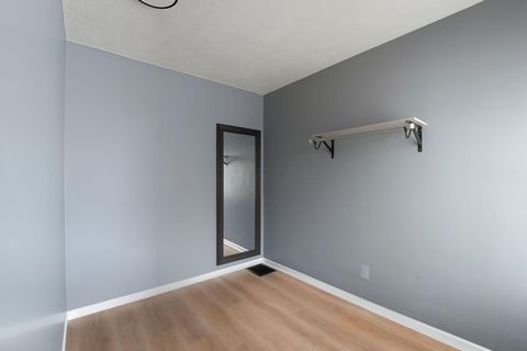 Tiny photo for 1533 E 26th Avenue, Columbus, OH 43211 (MLS # 226002704)