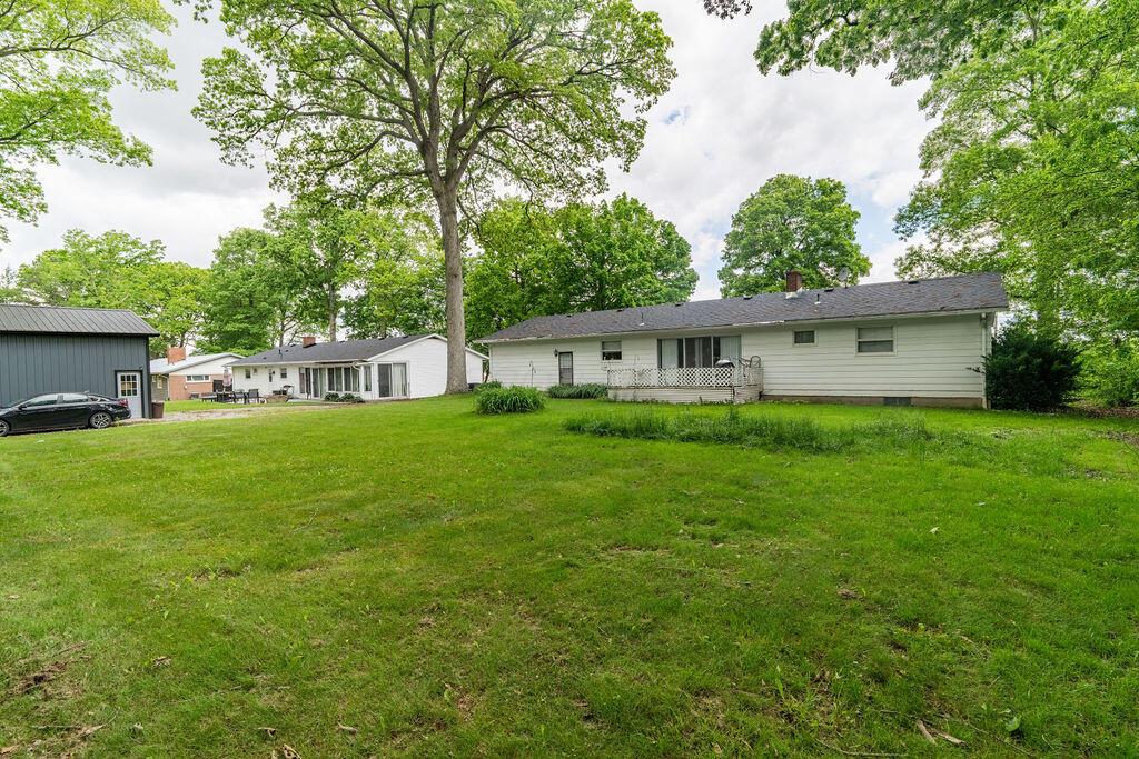 815 Irvin Shoots Road, Marion, Ohio image 14