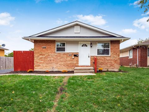 Tiny photo for 164 Alice Rita Street, Columbus, OH 43228 (MLS # 225040559)