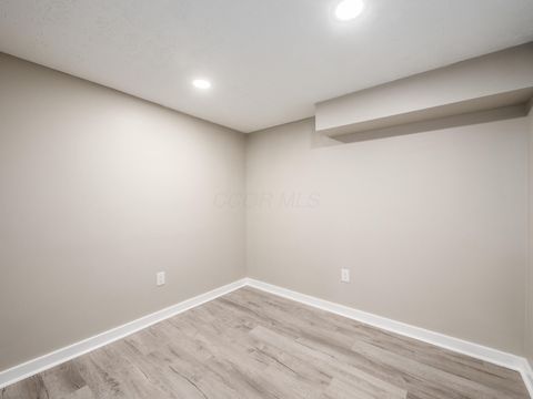 Tiny photo for 164 Alice Rita Street, Columbus, OH 43228 (MLS # 225040559)