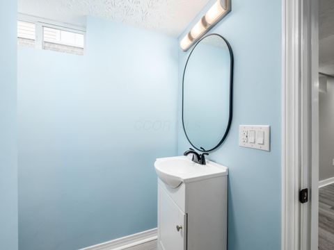 Tiny photo for 164 Alice Rita Street, Columbus, OH 43228 (MLS # 225040559)