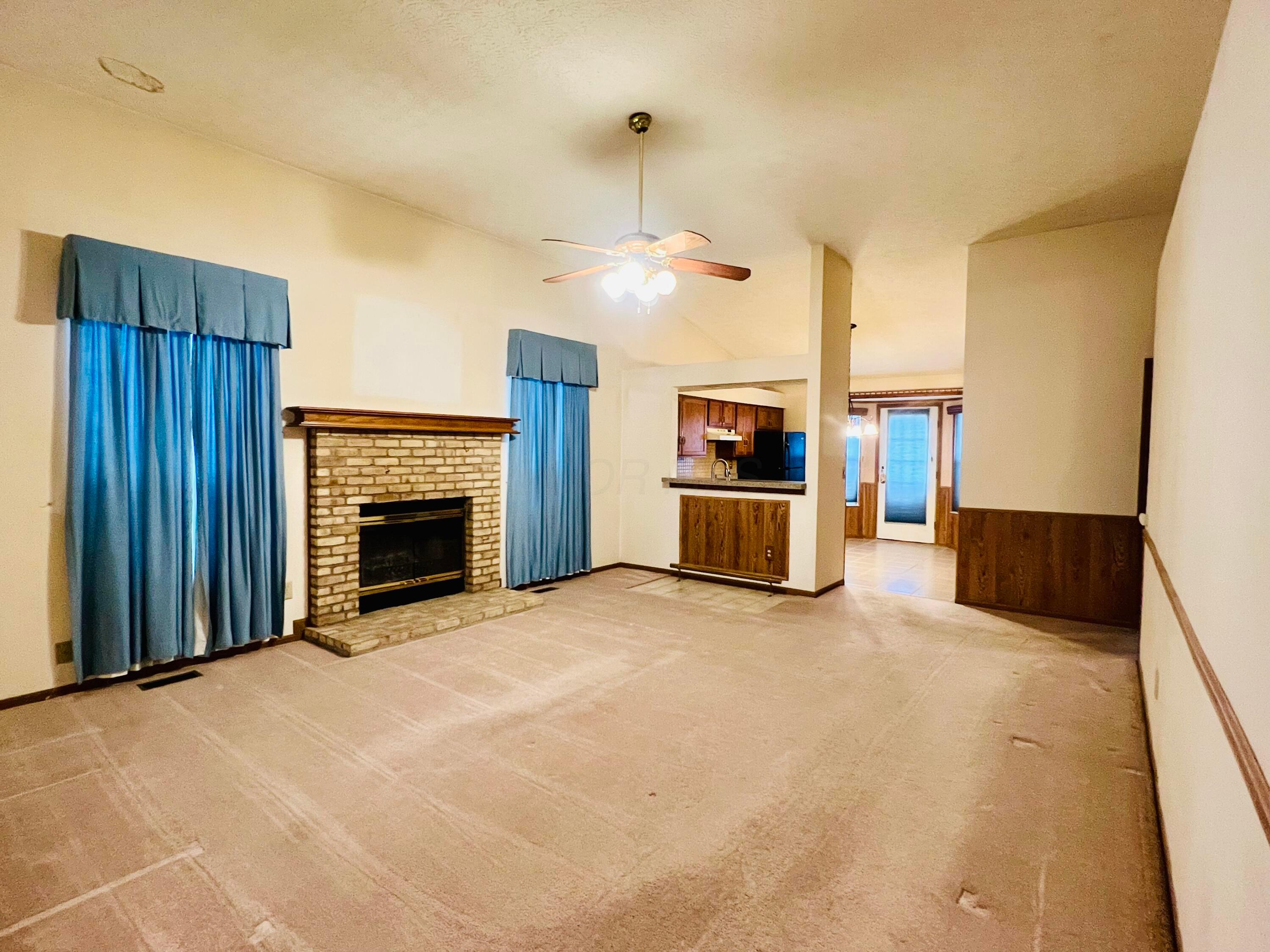 7618 Kittansett Lane, Pickerington, Ohio image 2