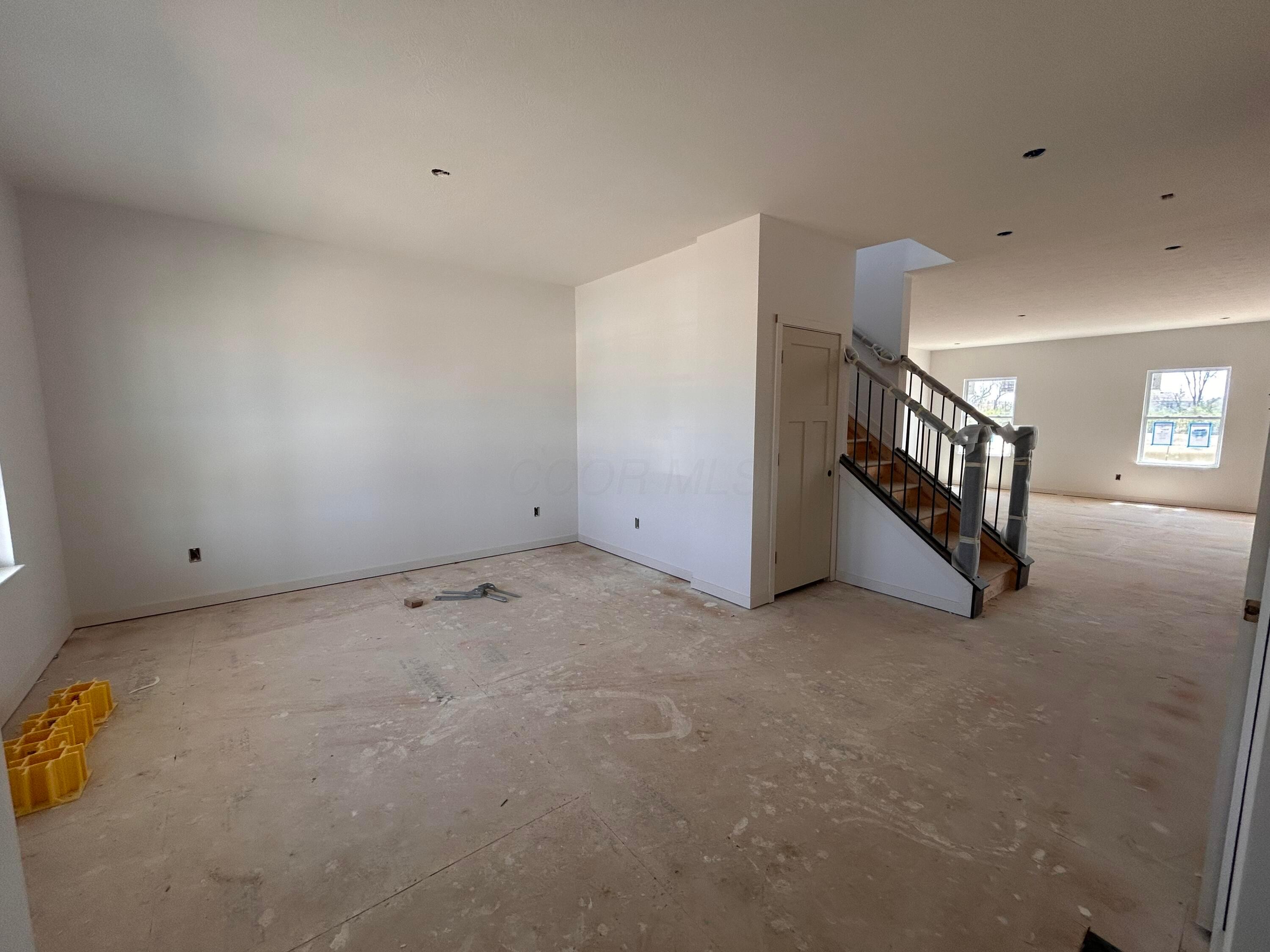 4458 Honey Palm Drive, Grove City, Ohio image 3