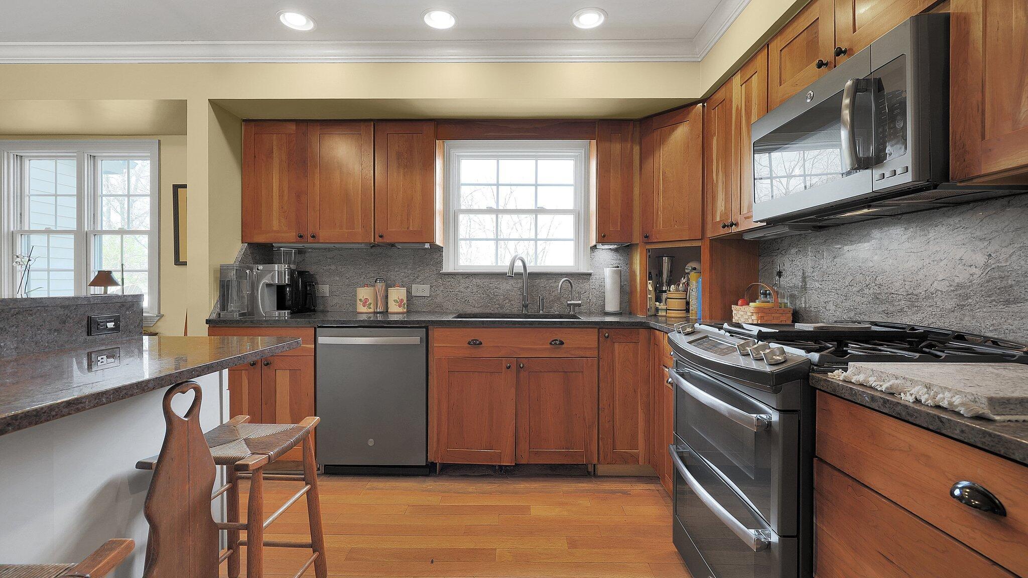 12147 Mallard Pond Drive, Pickerington, Ohio image 18