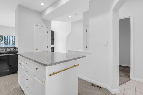 Tiny photo for 2571 Rustling Oak Boulevard, Hilliard, OH 43026 (MLS # 226002519)