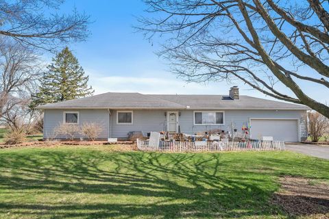 Photo of 2376 Marion Upper Sandusky Road, Marion, OH 43302 (MLS # 226008354)