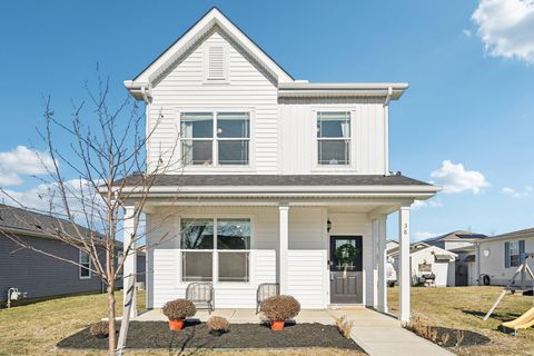 Photo of 38 Waterman Avenue, Commercial Point, OH 43116 (MLS # 226001601)