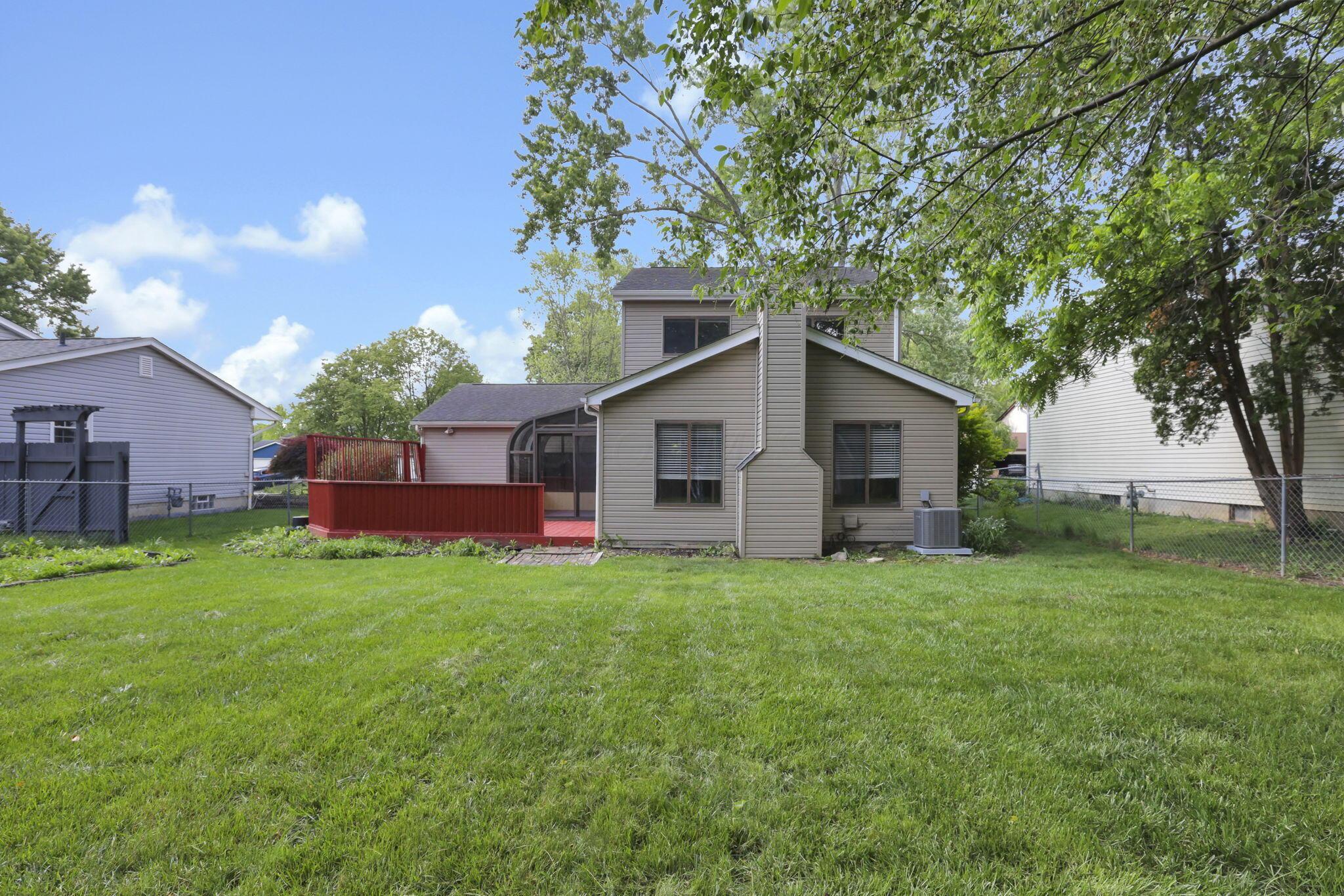 1802 Linkton Drive, Powell, Ohio image 39
