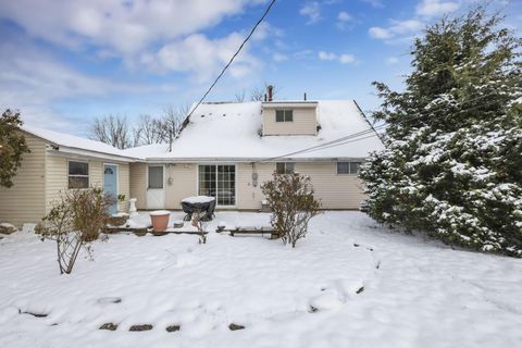 Tiny photo for 1559 Pyle Place, Columbus, OH 43227 (MLS # 225045319)