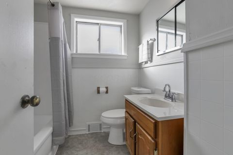 Tiny photo for 1559 Pyle Place, Columbus, OH 43227 (MLS # 225045319)