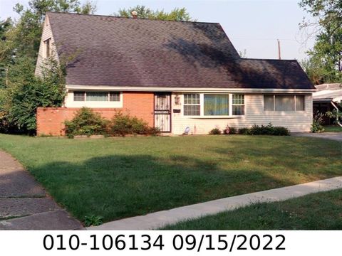 Photo of 1559 Pyle Place, Columbus, OH 43227 (MLS # 225045319)