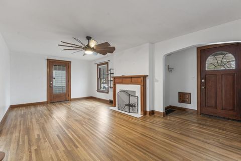 Tiny photo for 3040 Crescent Drive, Columbus, OH 43204 (MLS # 225046231)