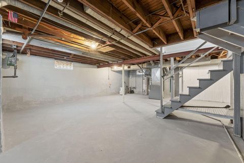 Tiny photo for 3040 Crescent Drive, Columbus, OH 43204 (MLS # 225046231)