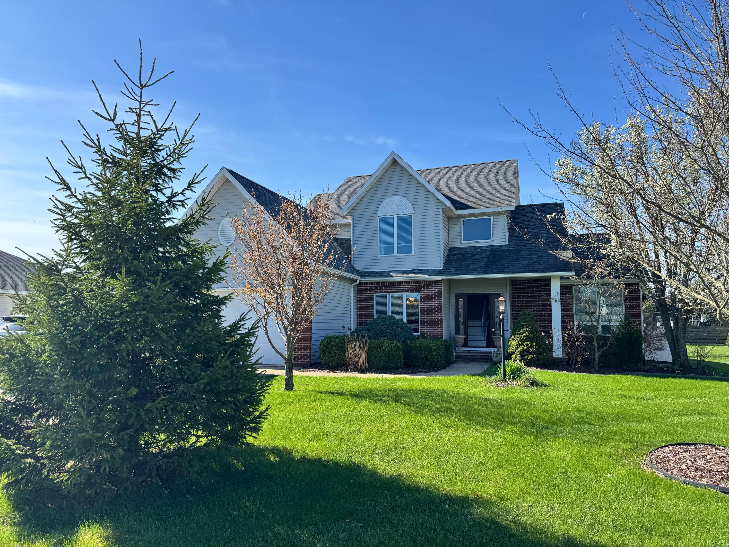 2453 Whitney Avenue, Ontario, Ohio image 4