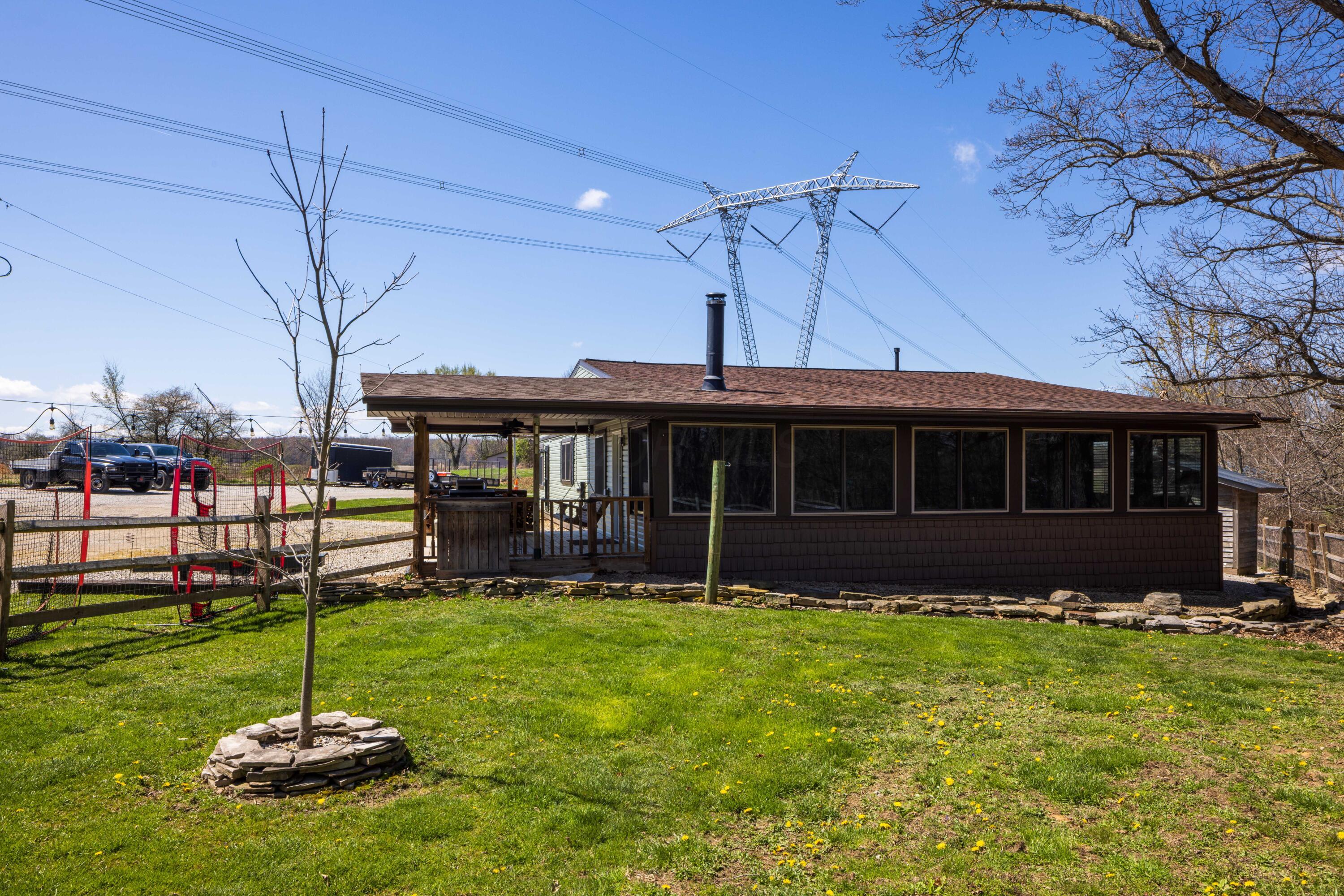9704 Loudon Street, Johnstown, Ohio image 25