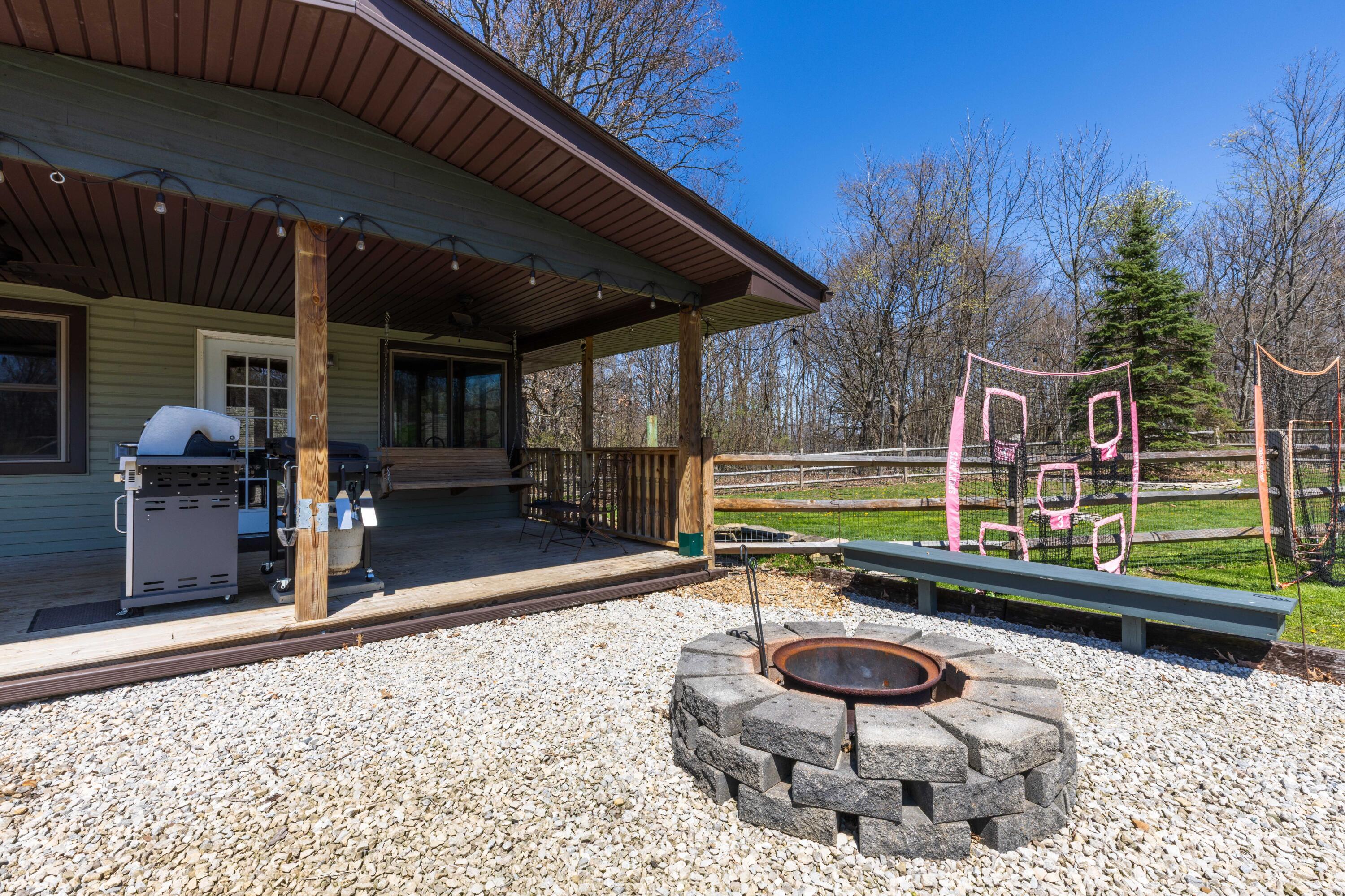 9704 Loudon Street, Johnstown, Ohio image 48