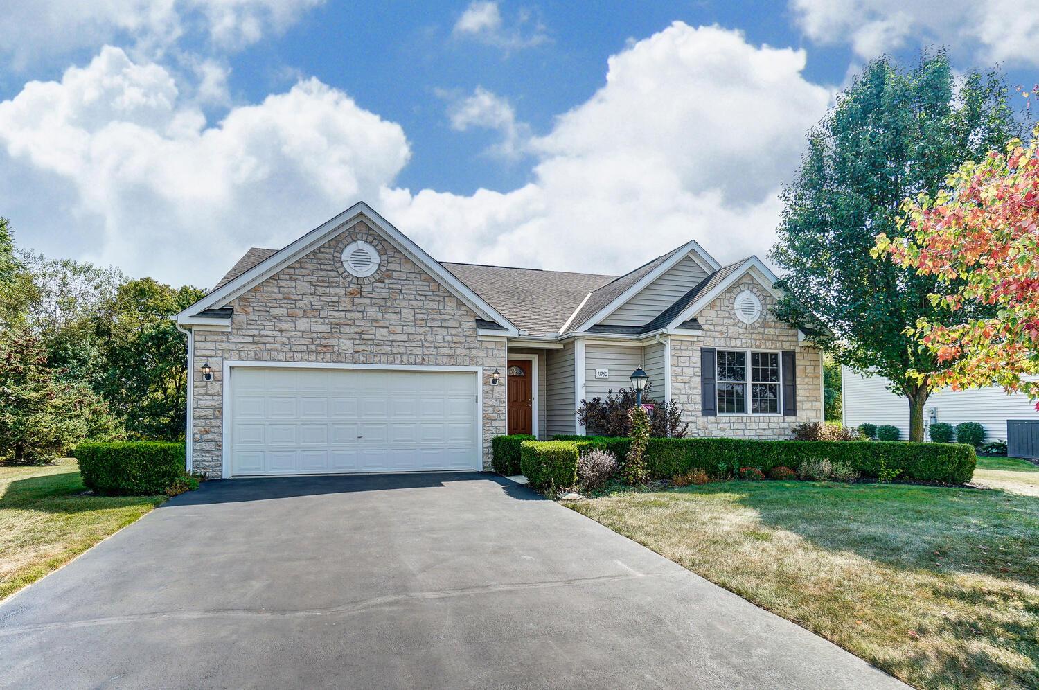 11760 Bridgewater Drive, Pickerington, Ohio image 1