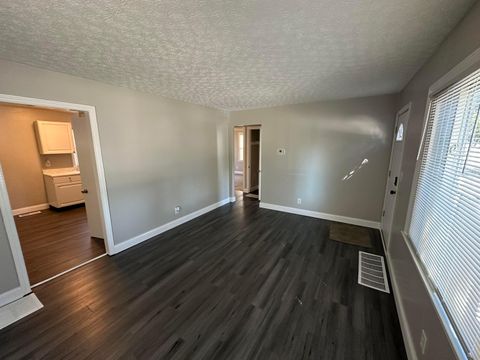 Tiny photo for 3035 Audubon Road, Columbus, OH 43224 (MLS # 226004364)