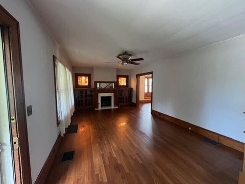 Photo of 152 Fairfield Avenue, Newark, OH 43055 (MLS # 226017375)