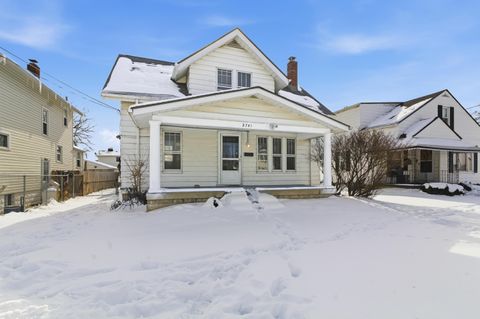 Photo of 2741 Ridge Avenue, Columbus, OH 43204 (MLS # 226003567)