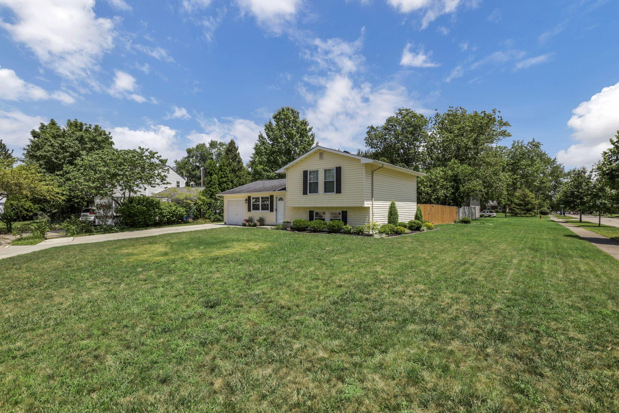 Westerville, Ohio 43081, United States, 3 Bedrooms Bedrooms, ,2 BathroomsBathrooms,Residential,Active,178516