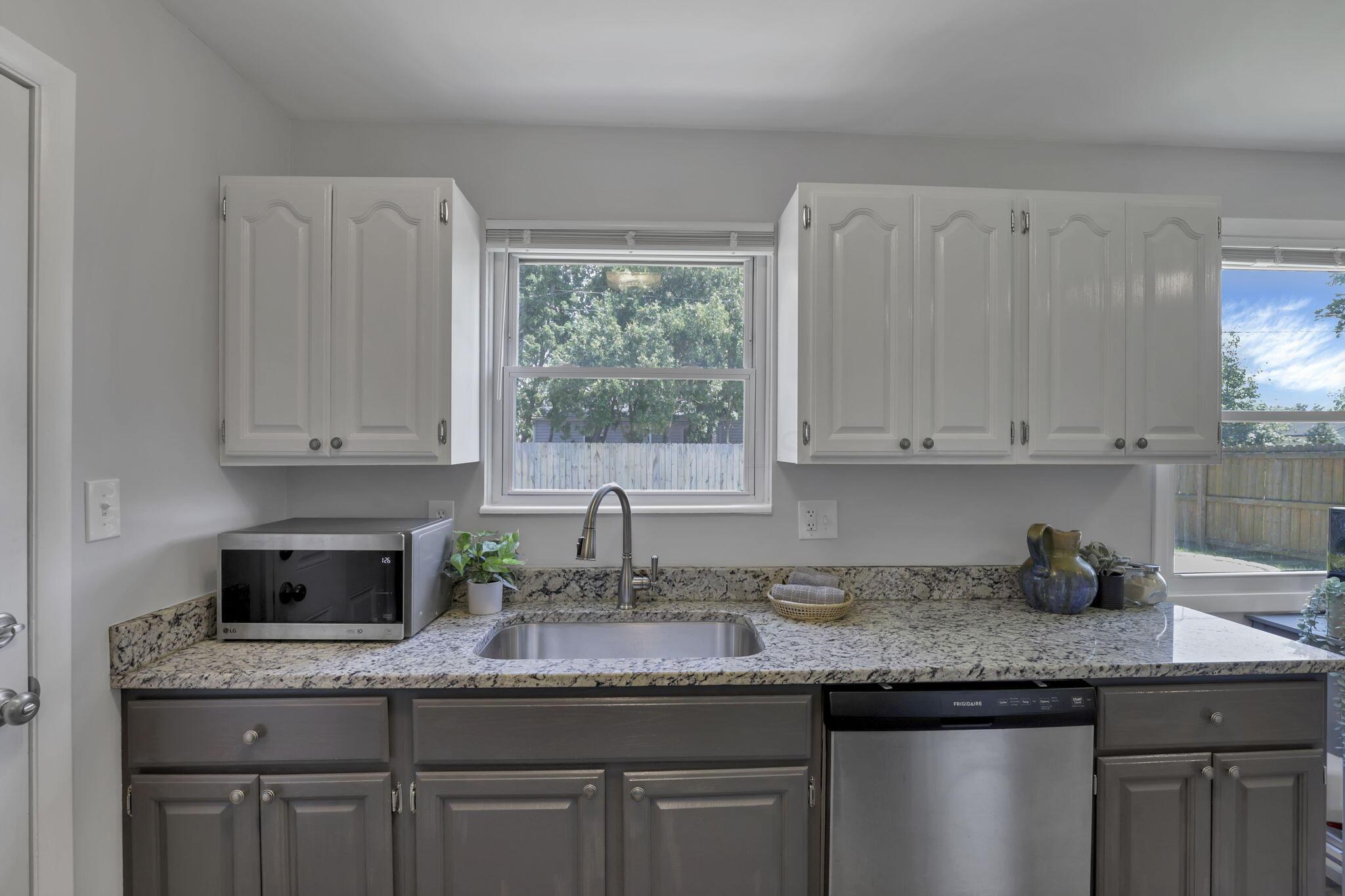 Westerville, Ohio 43081, United States, 3 Bedrooms Bedrooms, ,2 BathroomsBathrooms,Residential,Active,178516