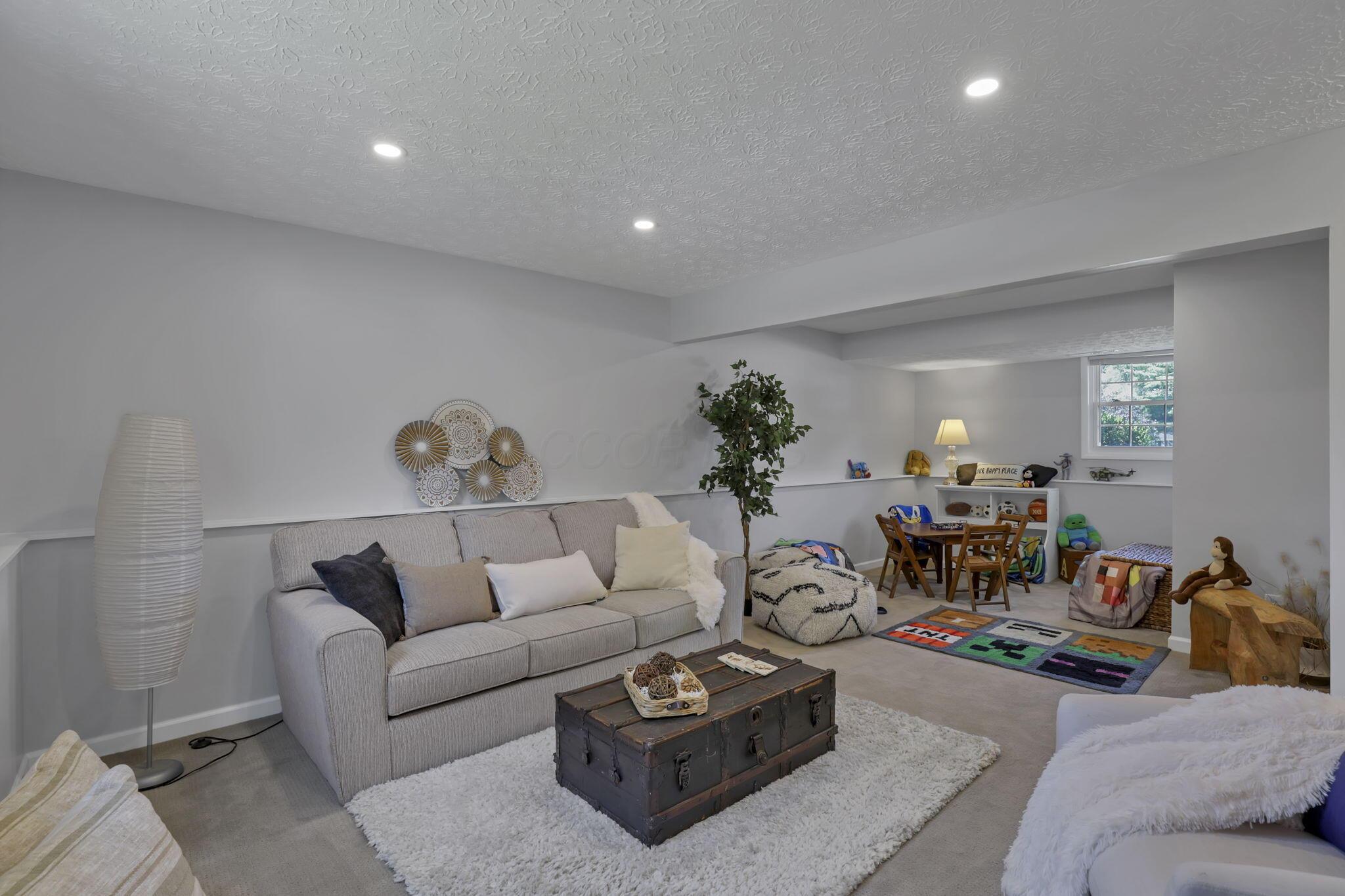 Westerville, Ohio 43081, United States, 3 Bedrooms Bedrooms, ,2 BathroomsBathrooms,Residential,Active,178516