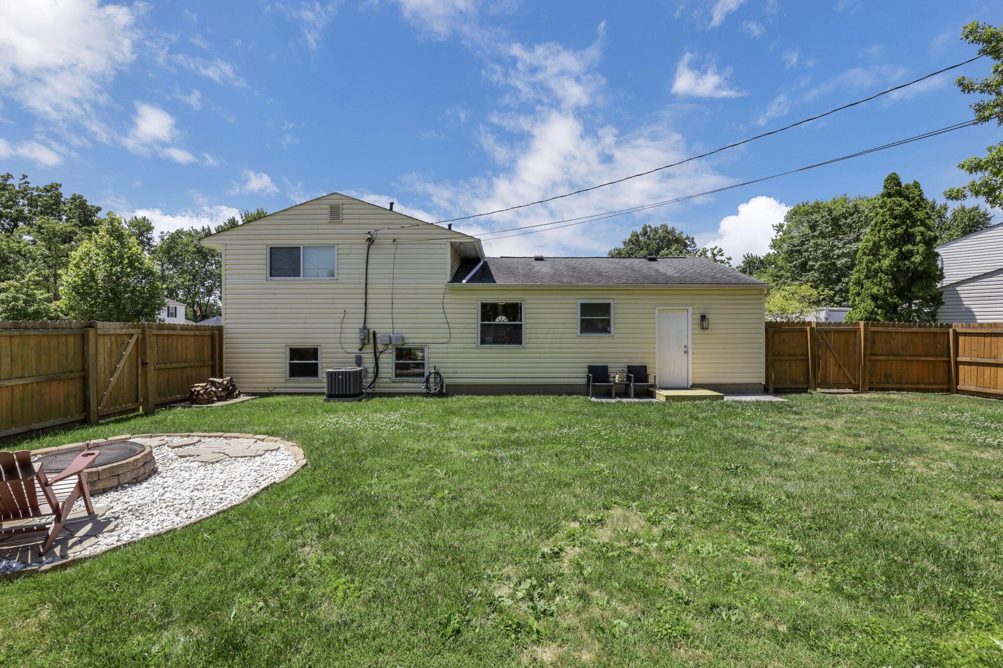 Westerville, Ohio 43081, United States, 3 Bedrooms Bedrooms, ,2 BathroomsBathrooms,Residential,Active,178516