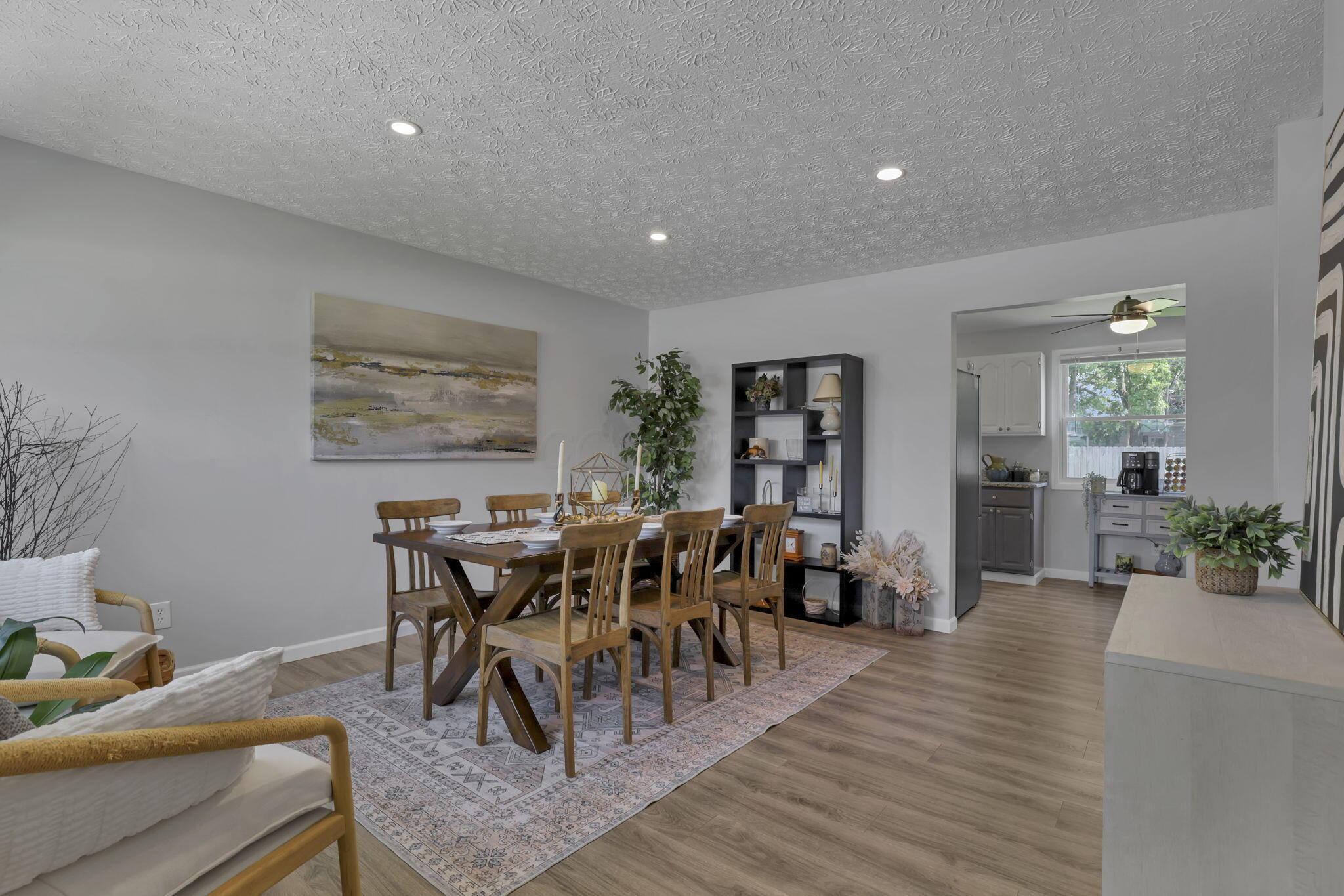 Westerville, Ohio 43081, United States, 3 Bedrooms Bedrooms, ,2 BathroomsBathrooms,Residential,Active,178516