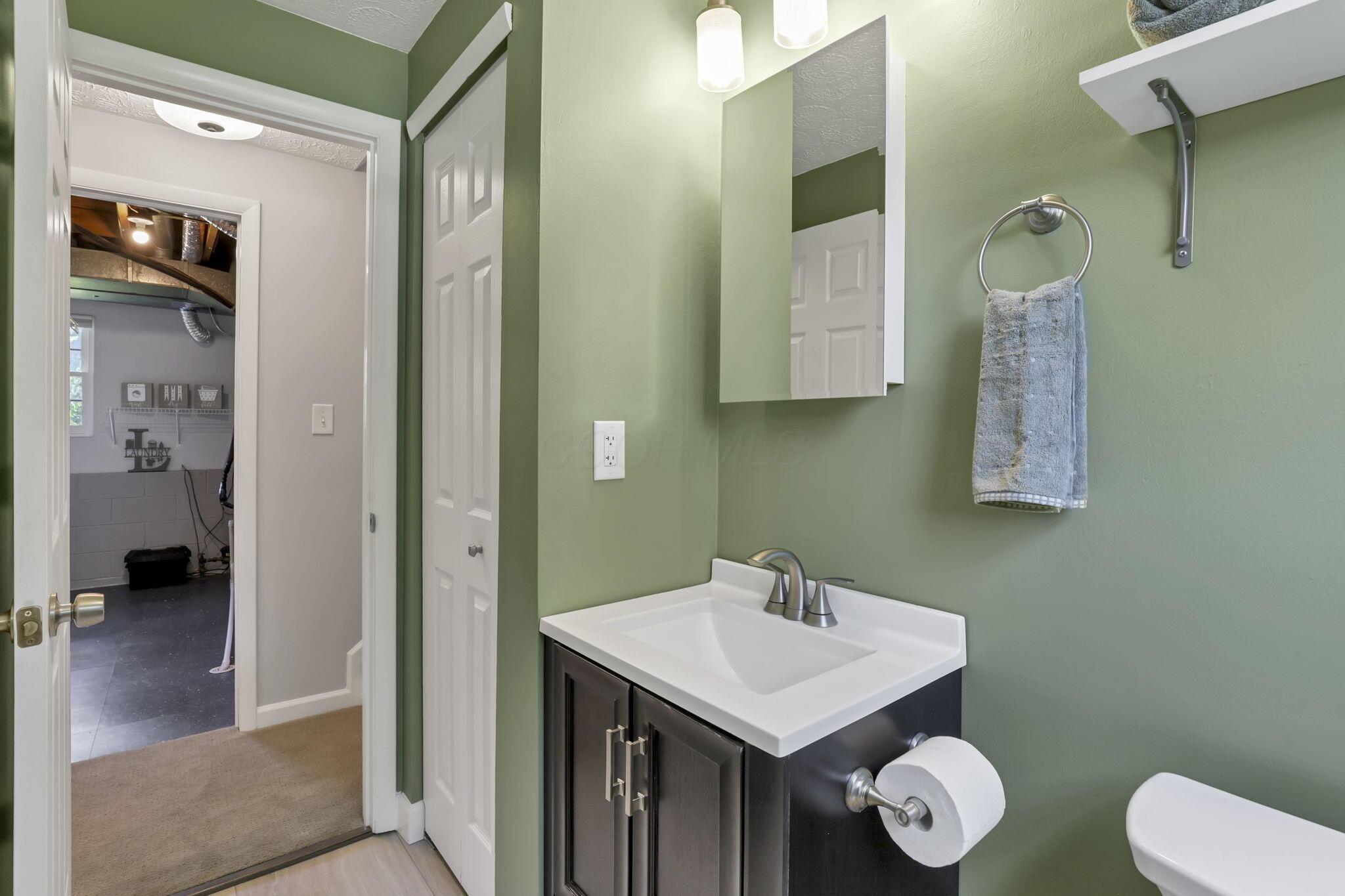 Westerville, Ohio 43081, United States, 3 Bedrooms Bedrooms, ,2 BathroomsBathrooms,Residential,Active,178516