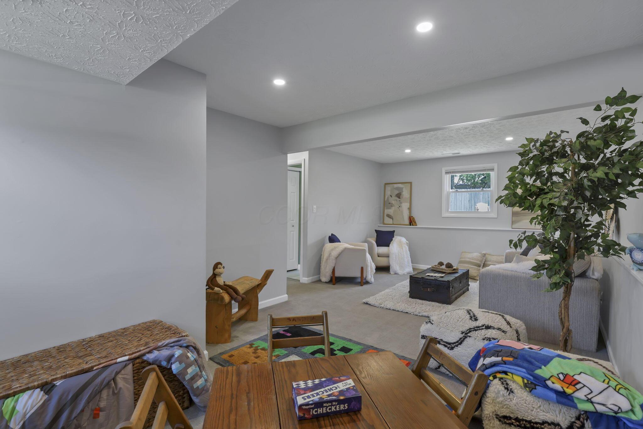 Westerville, Ohio 43081, United States, 3 Bedrooms Bedrooms, ,2 BathroomsBathrooms,Residential,Active,178516