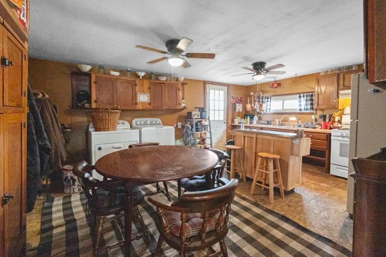 427 E Main Street, Crestline, Ohio image 7