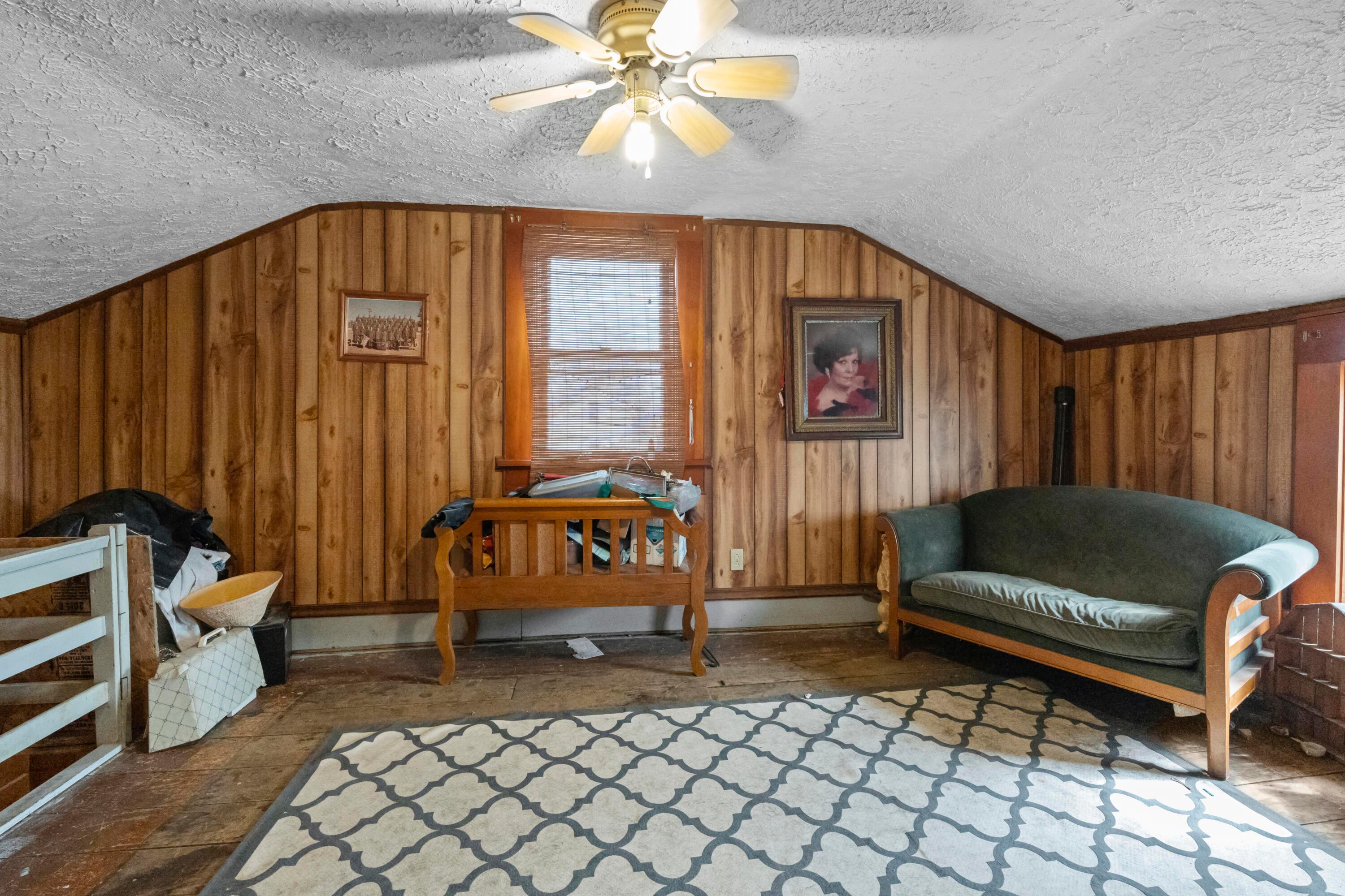 427 E Main Street, Crestline, Ohio image 21