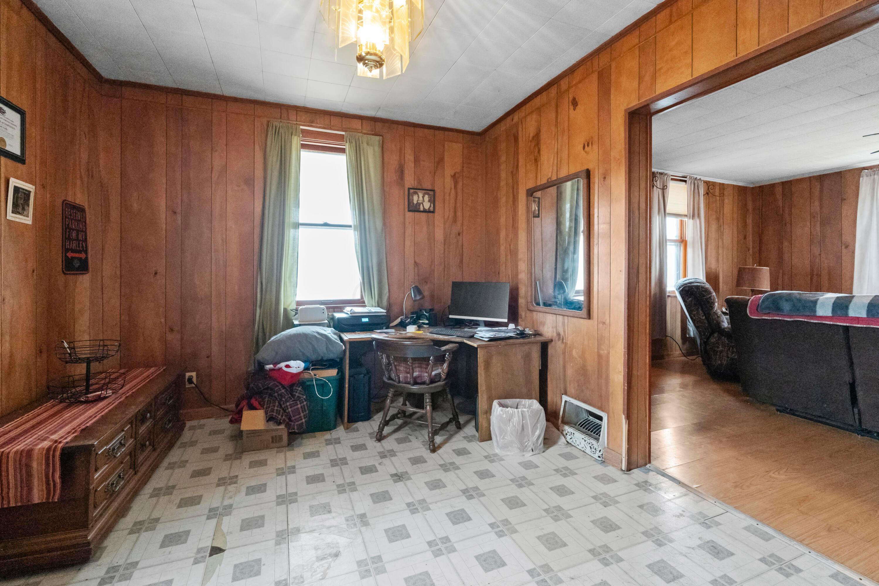 427 E Main Street, Crestline, Ohio image 12