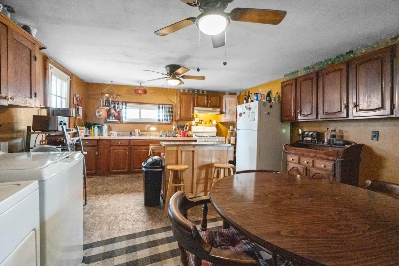 427 E Main Street, Crestline, Ohio image 8