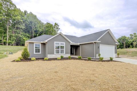 Photo of 208 Plymouth Road, Mount Vernon, OH 43050 (MLS # 226021832)