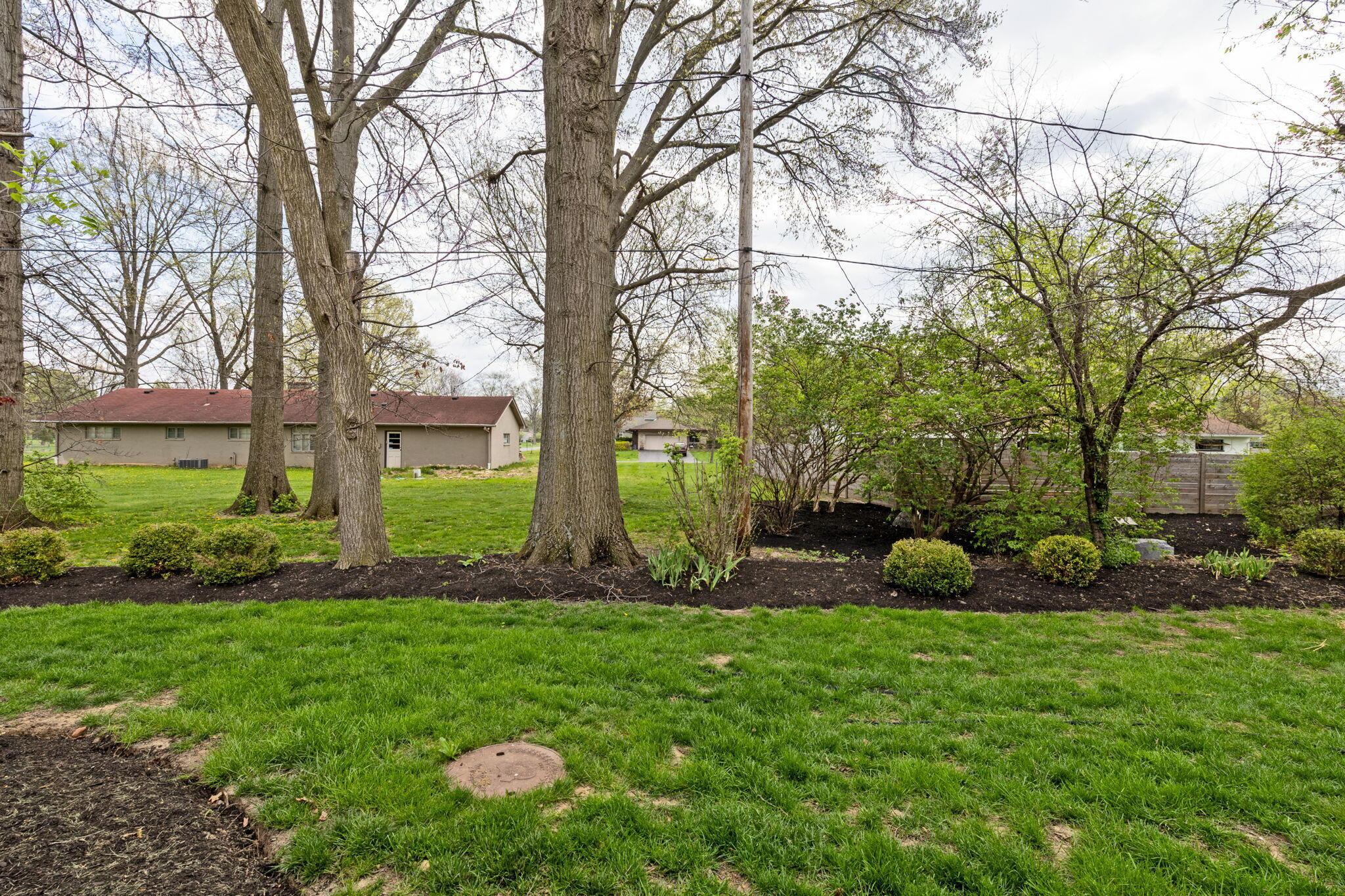 6696 Maplebrook Lane