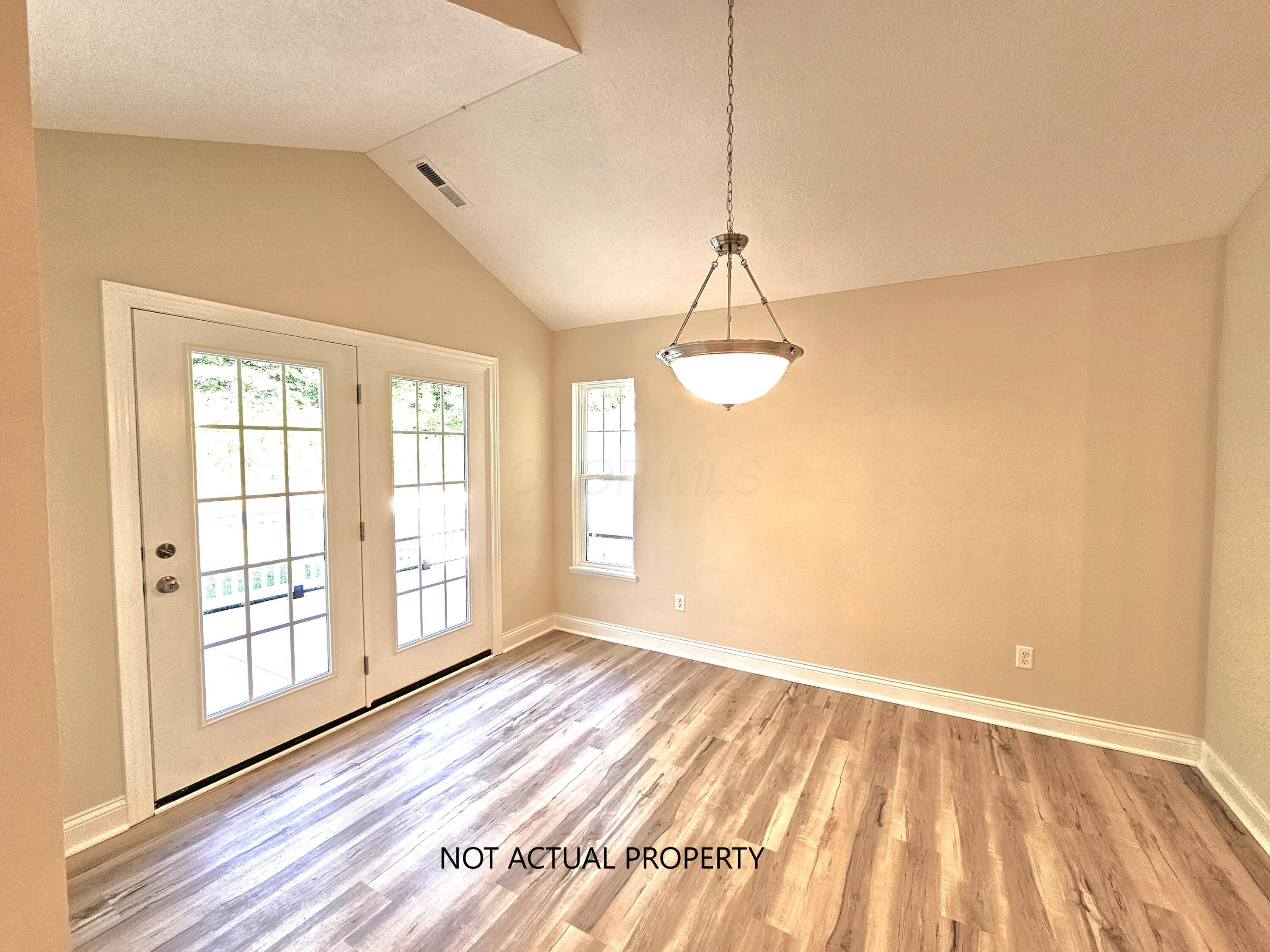 681 Woods Edge Lane, Newark, Ohio image 6