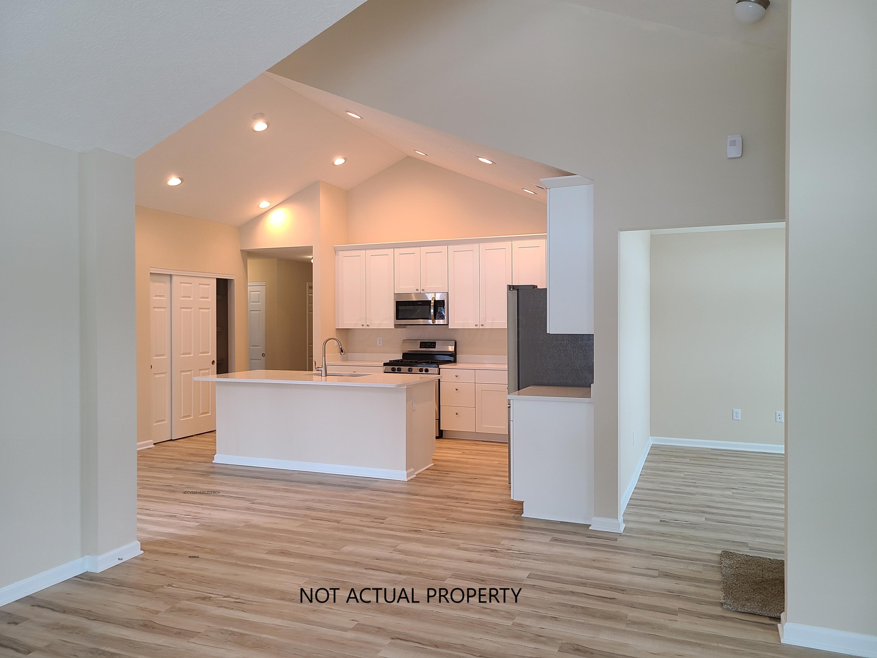 681 Woods Edge Lane, Newark, Ohio image 5
