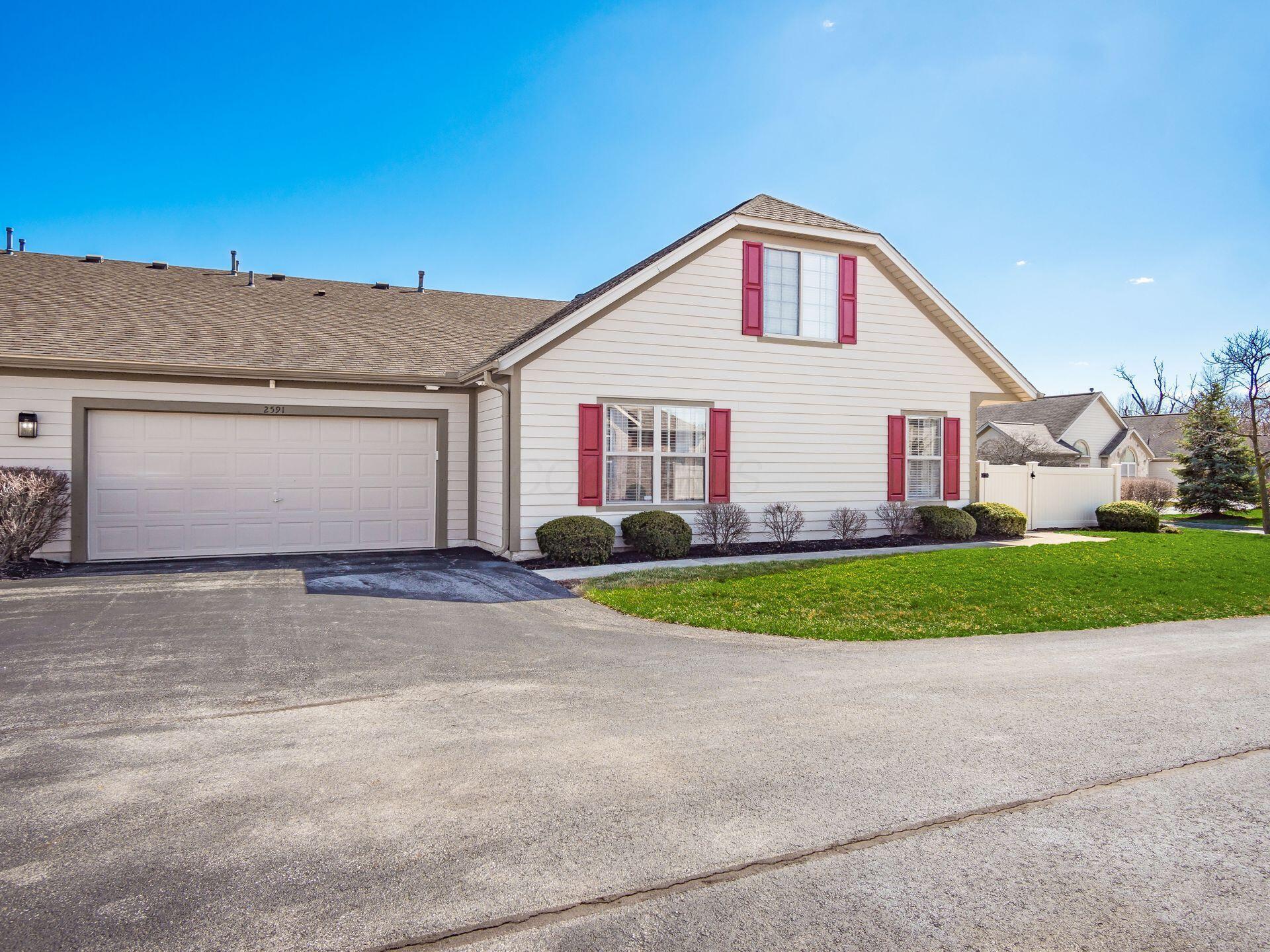 2591 Landings Way, Grove City, Ohio image 32