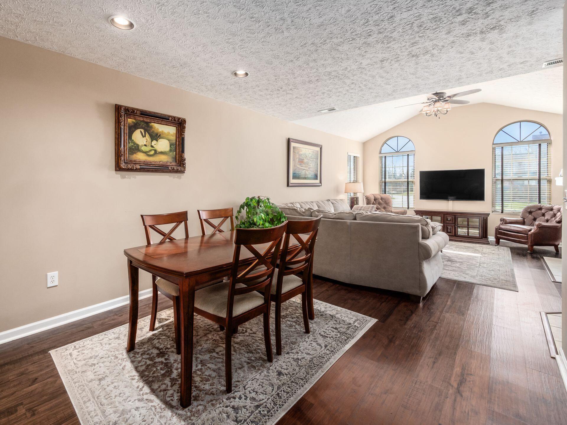 2591 Landings Way, Grove City, Ohio image 12